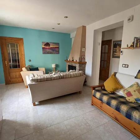 Casa Plaza * Relleu