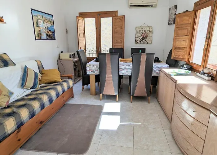 Casa Plaza * Relleu